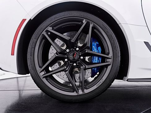 Used 2019 Chevrolet Corvette ZR1 RWD image 47