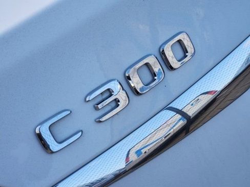 Used 2017 Mercedes-Benz C 300 4MATIC Sedan image 17
