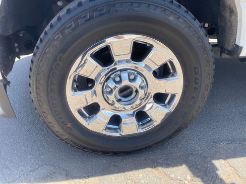Used 2025 Ford F350 King Ranch w/ Chrome Package AWD/4WD image 11