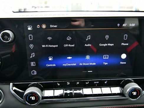 Used 2024 Chevrolet Colorado Z71 w/ Z71 Convenience Package 2 AWD/4WD image 49