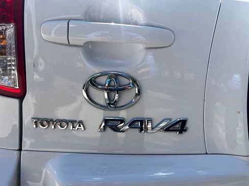 Used 2010 Toyota RAV4 4WD image 10