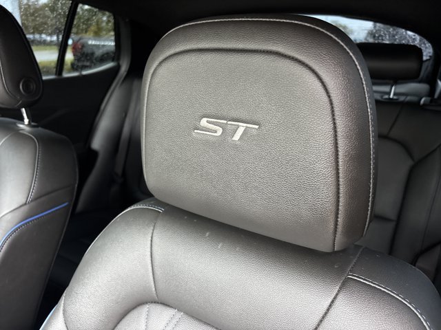 Used 2025 Buick Envista Sport Touring w/ Convenience I Package FWD image 22