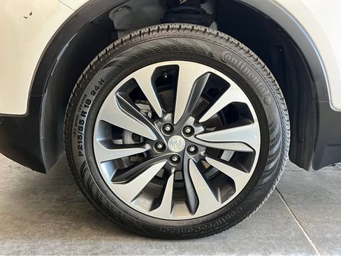 Used 2021 Buick Encore Preferred w/ Safety Package II AWD/4WD image 11