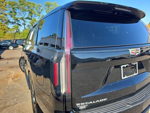 Certified 2023 Cadillac Escalade Sport w/ Touring Package image 34