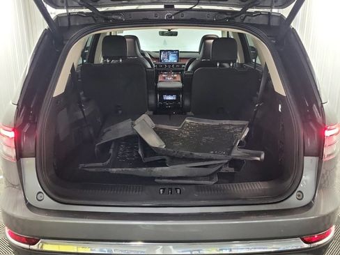 Used 2023 Lincoln Aviator Reserve w/ Equipment Group 201A AWD/4WD image 7