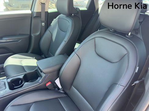 New 2026 Kia K4 EX FWD image 10