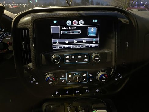 Used 2015 Chevrolet Silverado 1500 LTZ Z71 w/ LTZ Plus Package image 12