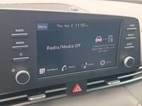 New 2026 Hyundai Elantra SE image 25