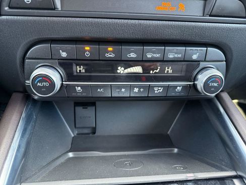 Certified 2025 MAZDA CX-5 Signature image 26