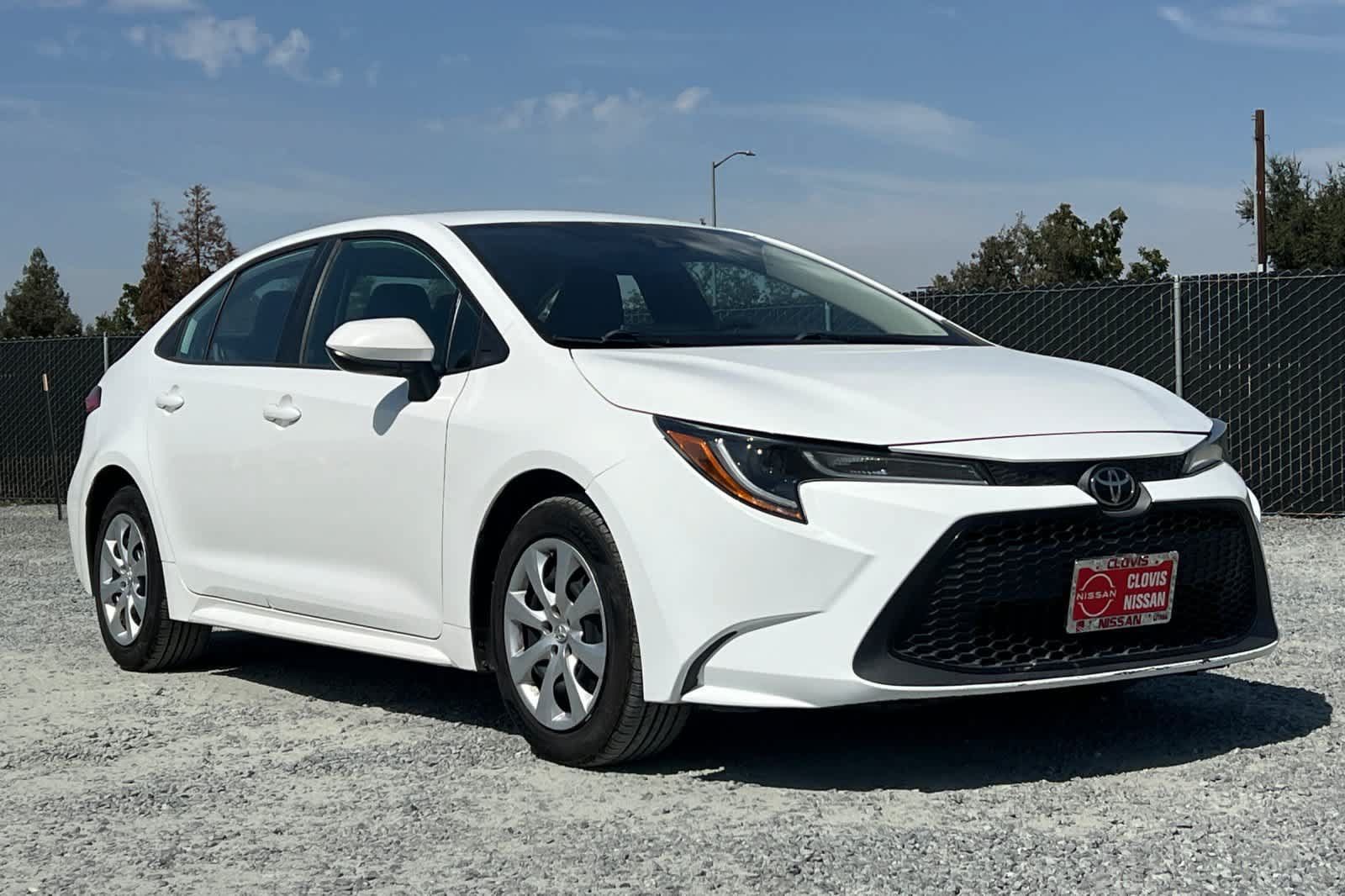 Used 2020 Toyota Corolla LE FWD image 10