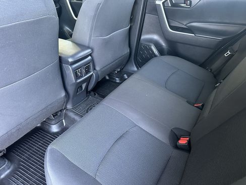 Certified 2023 Toyota RAV4 LE AWD/4WD image 11