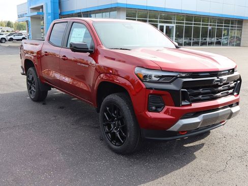 New 2026 Chevrolet Colorado Z71 w/ Technology Package AWD/4WD image 2