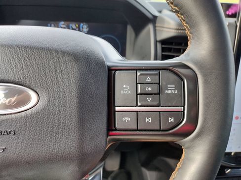 Used 2024 Ford Expedition Platinum AWD/4WD image 28