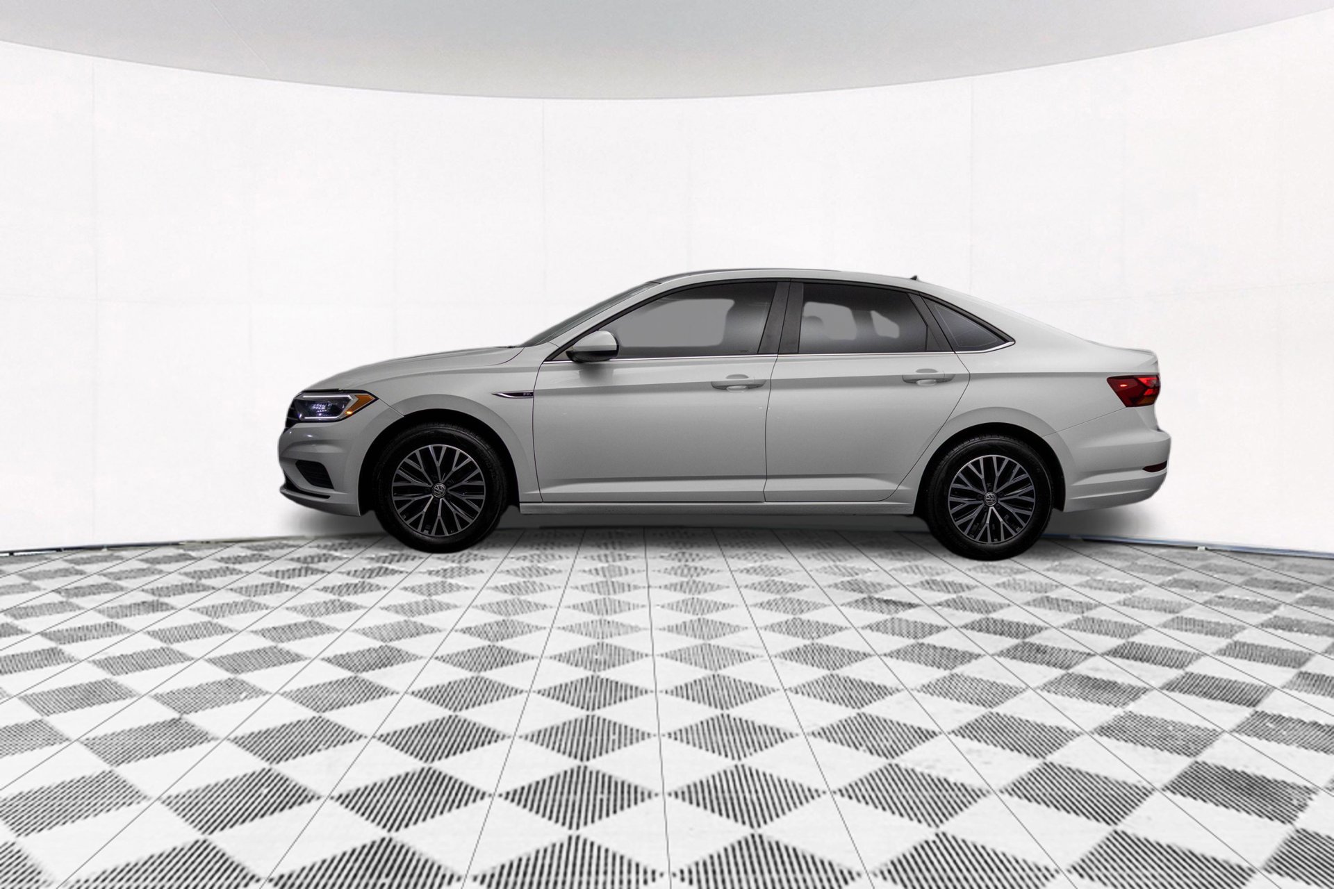 Used 2019 Volkswagen Jetta SEL w/ Cold Weather Package FWD image 41