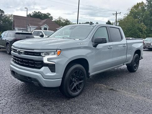 Used 2025 Chevrolet Silverado 1500 RST AWD/4WD image 3