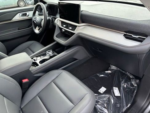 New 2026 Ford Explorer Active w/ Active Comfort Package image 23