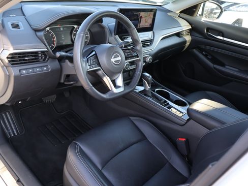 Used 2023 Nissan Altima 2.5 SL AWD/4WD image 19