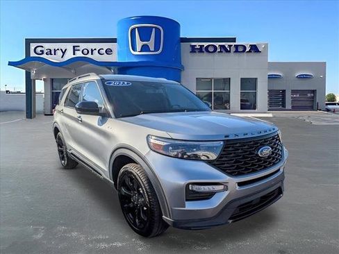 Used 2023 Ford Explorer ST-Line image 1