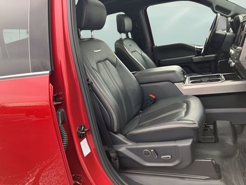 Used 2022 Ford F350 Platinum w/ Tremor Off-Road Package image 17