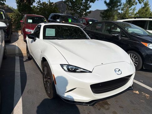 Used 2024 MAZDA MX-5 Miata RF Club w/ Weather Package RWD image 2