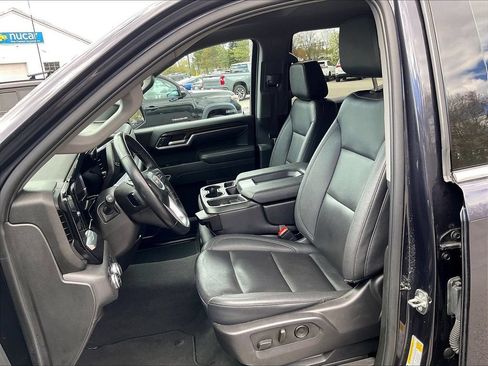 Used 2025 GMC Sierra 1500 SLT AWD/4WD image 10