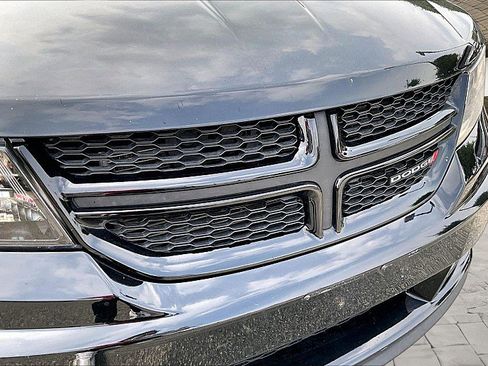 Used 2020 Dodge Journey SE w/ SE Popular Equipment Group FWD image 24