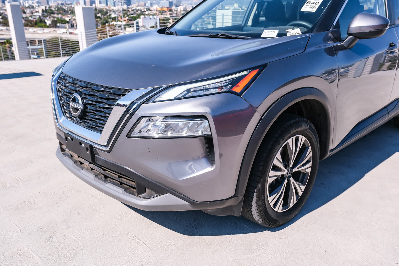 Used 2023 Nissan Rogue SV AWD/4WD image 11
