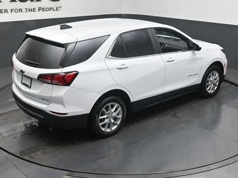Used 2024 Chevrolet Equinox LT AWD/4WD image 39