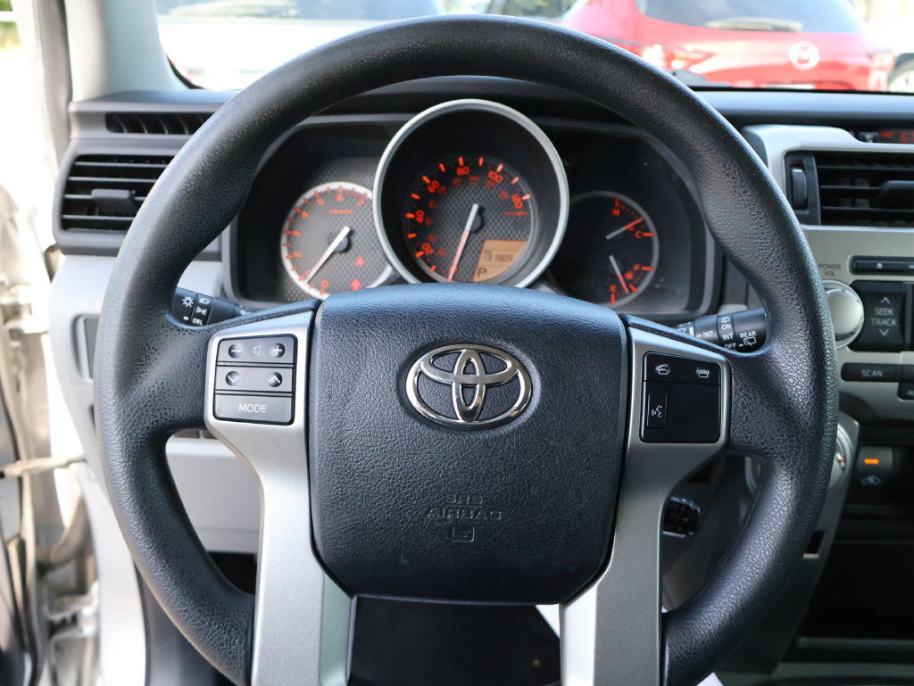Used 2013 Toyota 4Runner SR5 AWD/4WD image 23