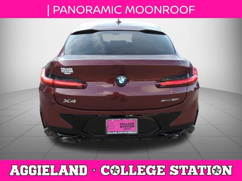 Used 2025 BMW X4 xDrive30i w/ Premium Package AWD/4WD image 5