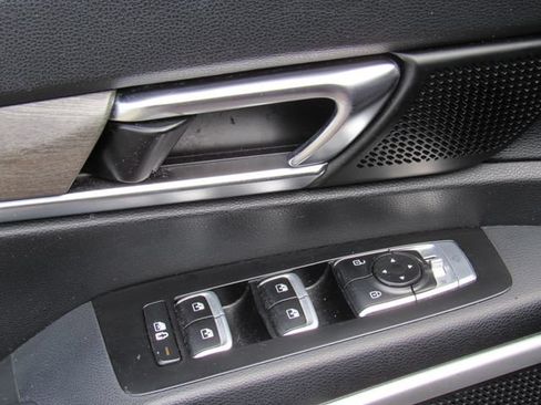Used 2020 Kia Telluride EX w/ EX Premium Package AWD/4WD image 19