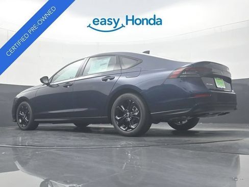 Used 2025 Honda Accord SE image 31