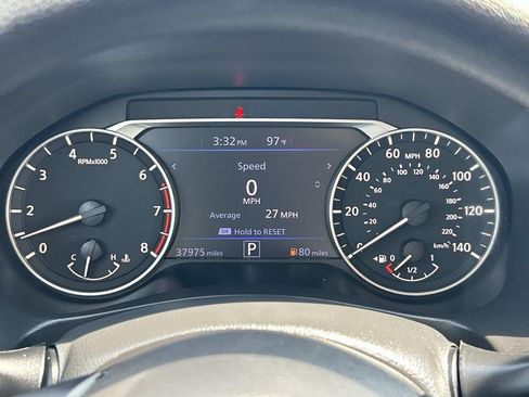 Used 2025 Nissan Altima 2.5 SV FWD image 34