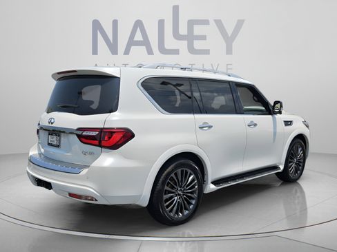 Used 2024 INFINITI QX80 Sensory AWD/4WD image 5
