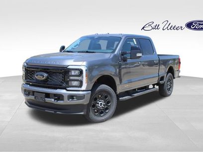 New 2026 Ford F250 Lariat w/ Black Appearance Package
