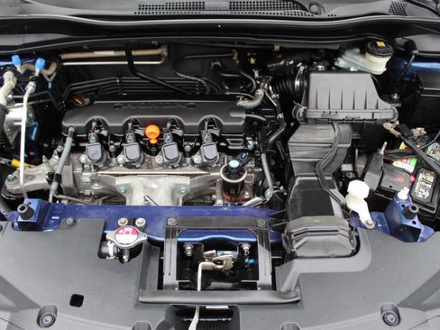 Used 2017 Honda HR-V LX image 8