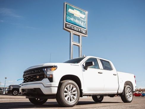 New 2026 Chevrolet Silverado 1500 Custom image 1