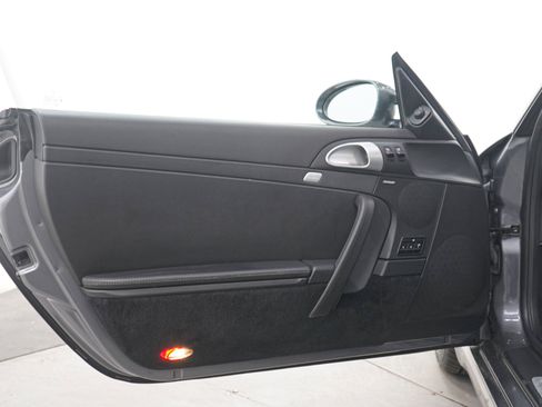 Used 2005 Porsche 911 Carrera S RWD image 13