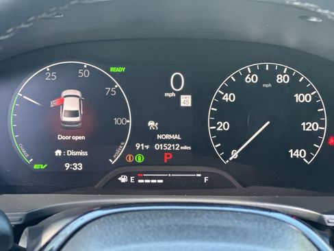 Used 2025 Honda Civic Sport image 22