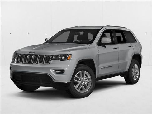 Used 2017 Jeep Grand Cherokee Laredo image 1