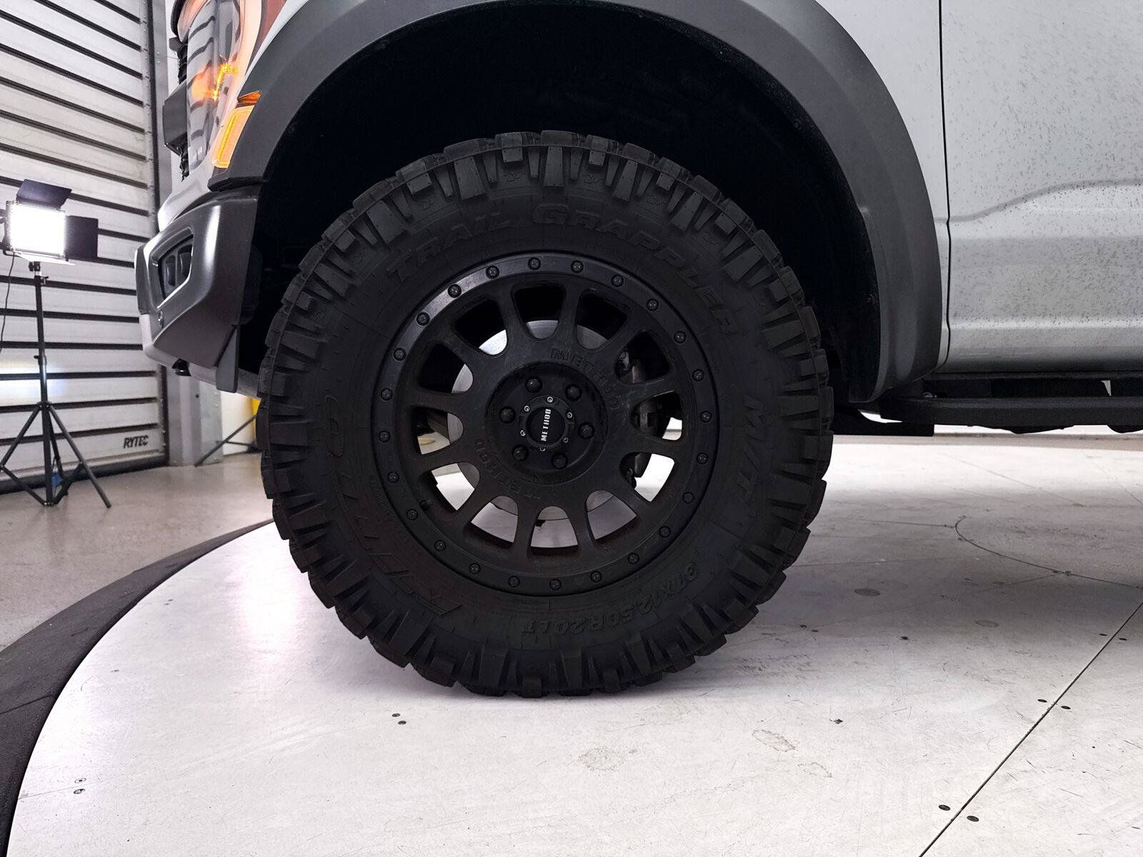 Used 2023 Ford F150 Raptor w/ Raptor Carbon Fiber Package AWD/4WD image 15