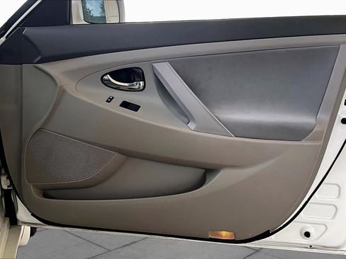 Used 2009 Toyota Camry FWD image 20