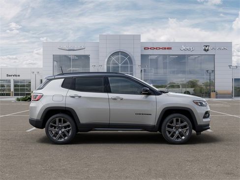 New 2026 Jeep Compass Limited image 21