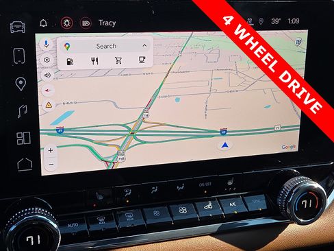 Used 2024 GMC Canyon AT4 w/ Technology Package image 17