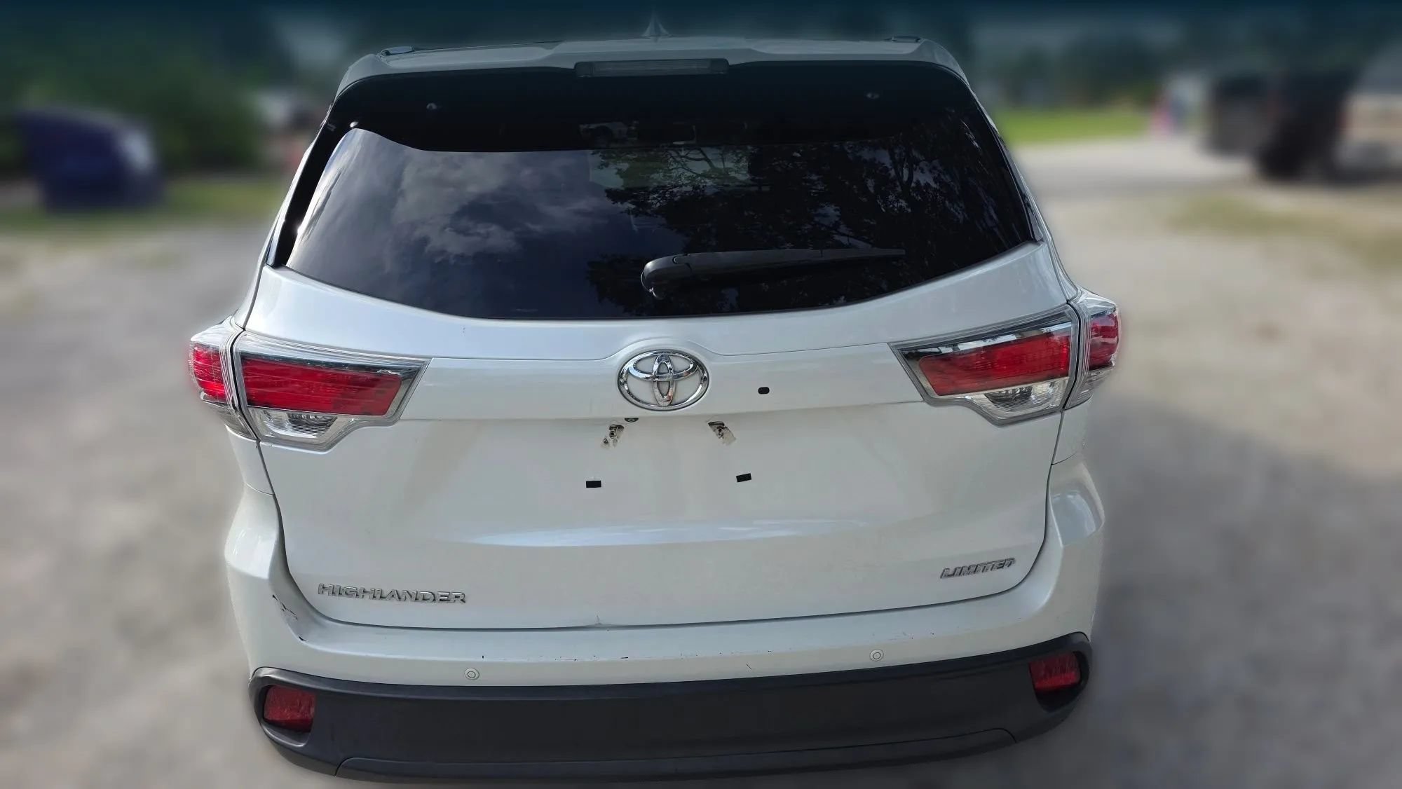 Used 2016 Toyota Highlander Limited FWD image 6