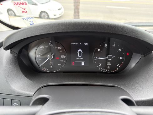 Used 2025 RAM ProMaster 2500 w/ Convenience Group FWD image 36