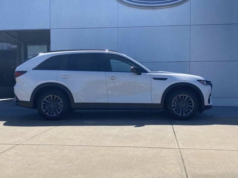 Used 2025 MAZDA CX-70 3.3 Turbo w/ Preferred Package AWD/4WD image 3