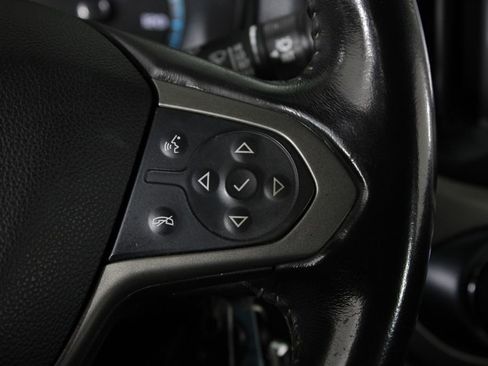 Used 2017 Chevrolet Colorado Z71 image 25