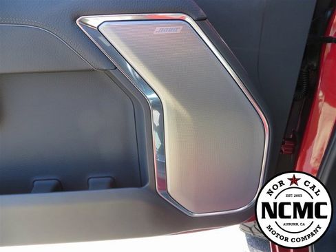 Used 2024 GMC Sierra 2500 Denali w/ Denali Reserve Package image 30