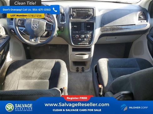 Used 2017 Dodge Grand Caravan SE FWD image 11